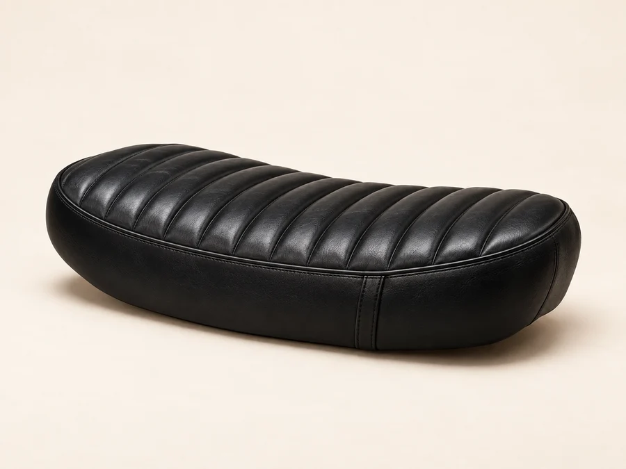Leather motorcycle saddle