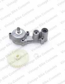 ROYAL ENFIELD 350CC UCE OIL PUMP HOUSING ASSEMBLY